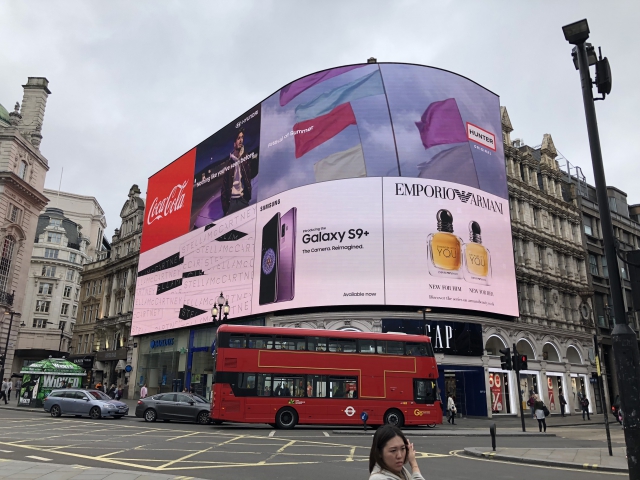 Picadilly Circus