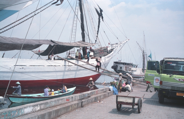 Beladen der Schiffe